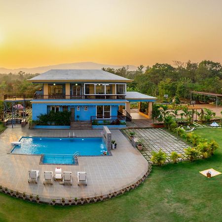 Stayvista'S Hillside Meadows - Mountainside Retreat With Farm View, Pool & Deck, Lawn & Gazebo Chinchavli Εξωτερικό φωτογραφία