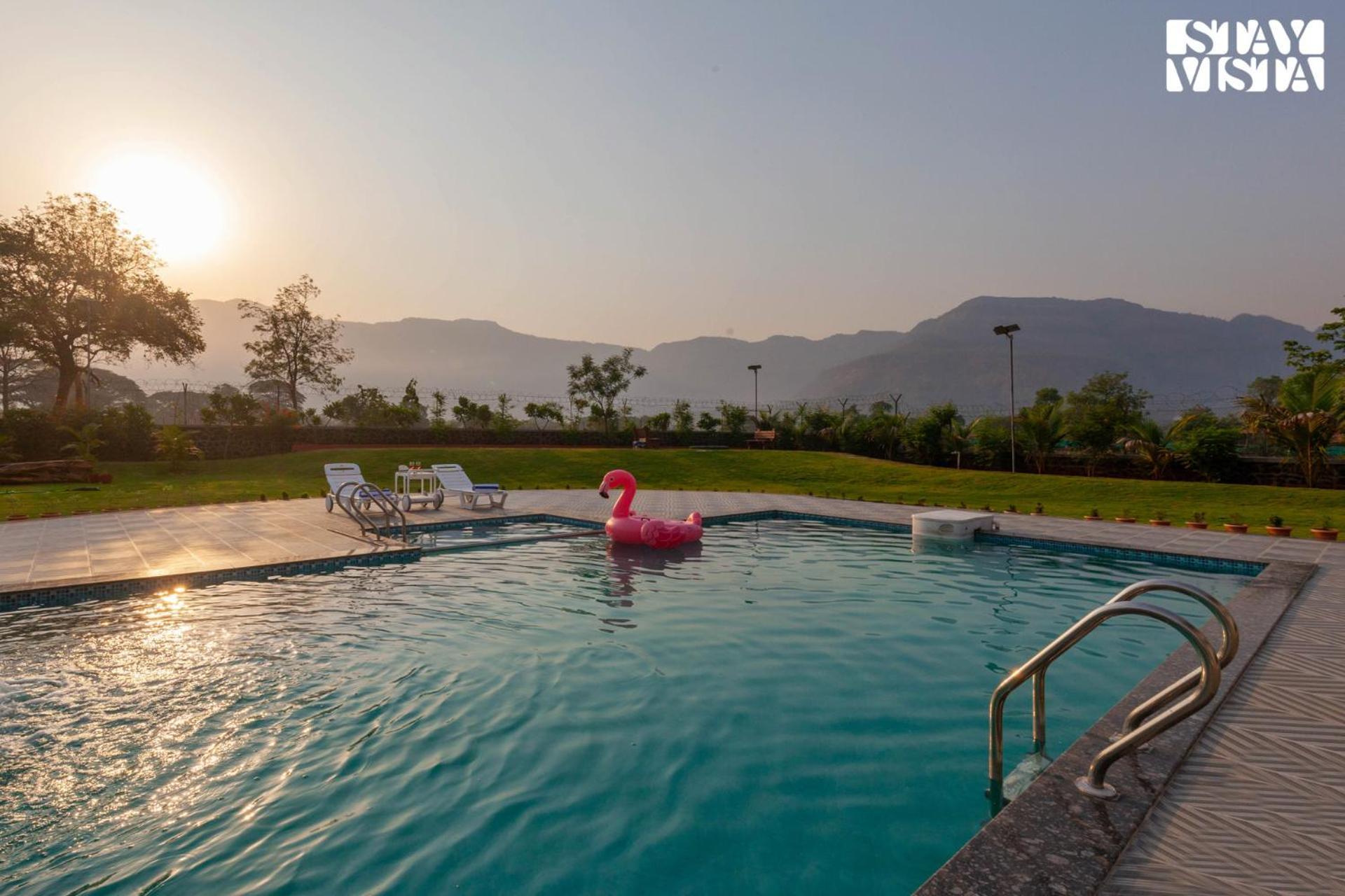 Stayvista'S Hillside Meadows - Mountainside Retreat With Farm View, Pool & Deck, Lawn & Gazebo Chinchavli Εξωτερικό φωτογραφία