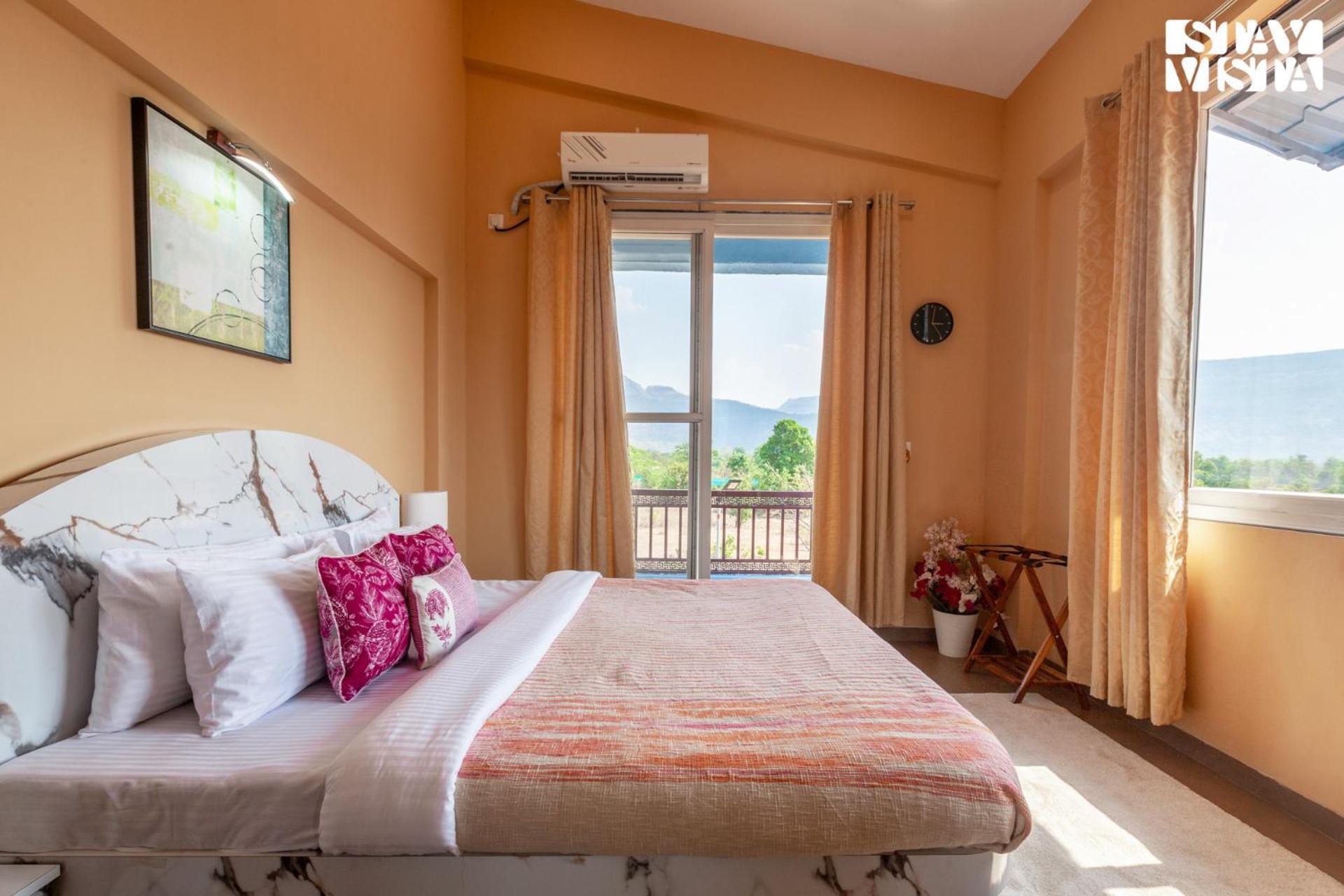 Stayvista'S Hillside Meadows - Mountainside Retreat With Farm View, Pool & Deck, Lawn & Gazebo Chinchavli Εξωτερικό φωτογραφία